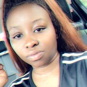 Meet your Posher, Marisa